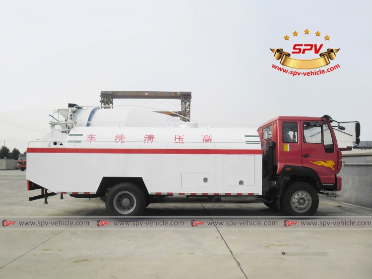 Sewer Jetting Truck Sinotruk-R